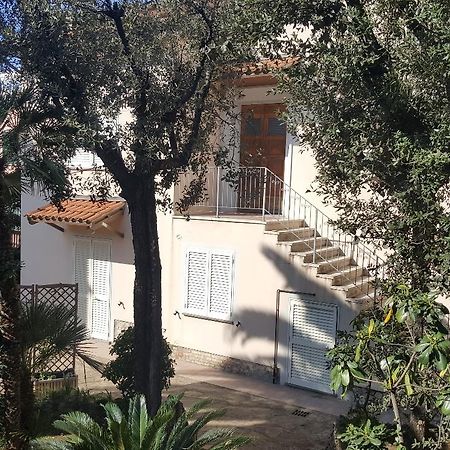 Villa Il Boschetto Сан Винченцо Екстериор снимка
